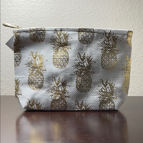 SoHa Living Valentina Zip Pouch. Brand new. - Picture 2 of 3